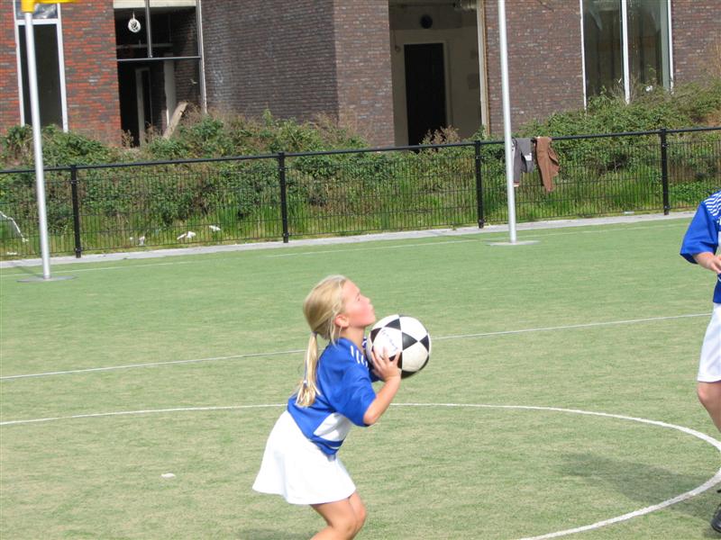 2007-09-15-tilburgE2-nkvE2 (12).JPG